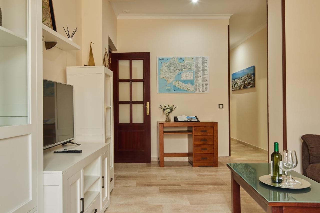 Apartamento Tavira Little Apartments Кадис Екстериор снимка
