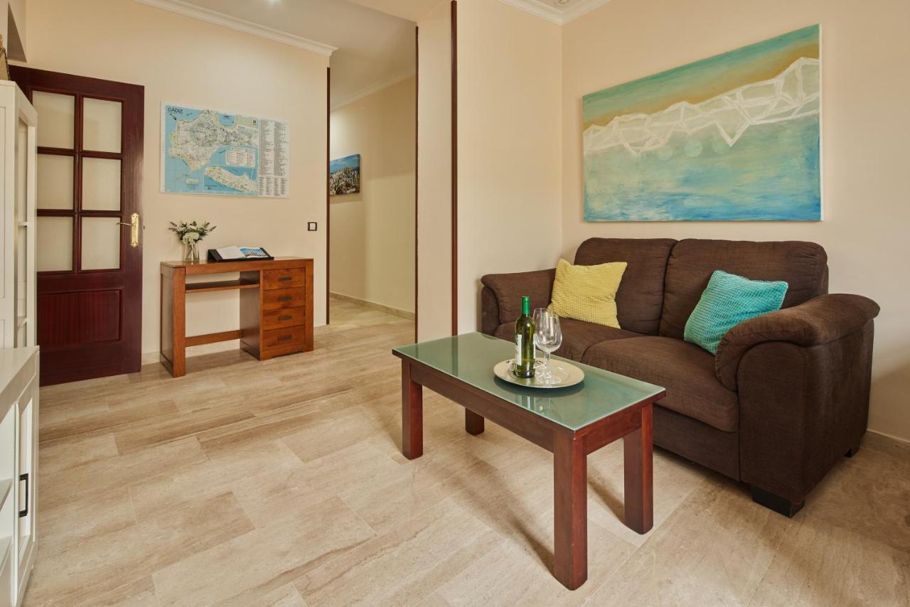 Apartamento Tavira Little Apartments Кадис Екстериор снимка