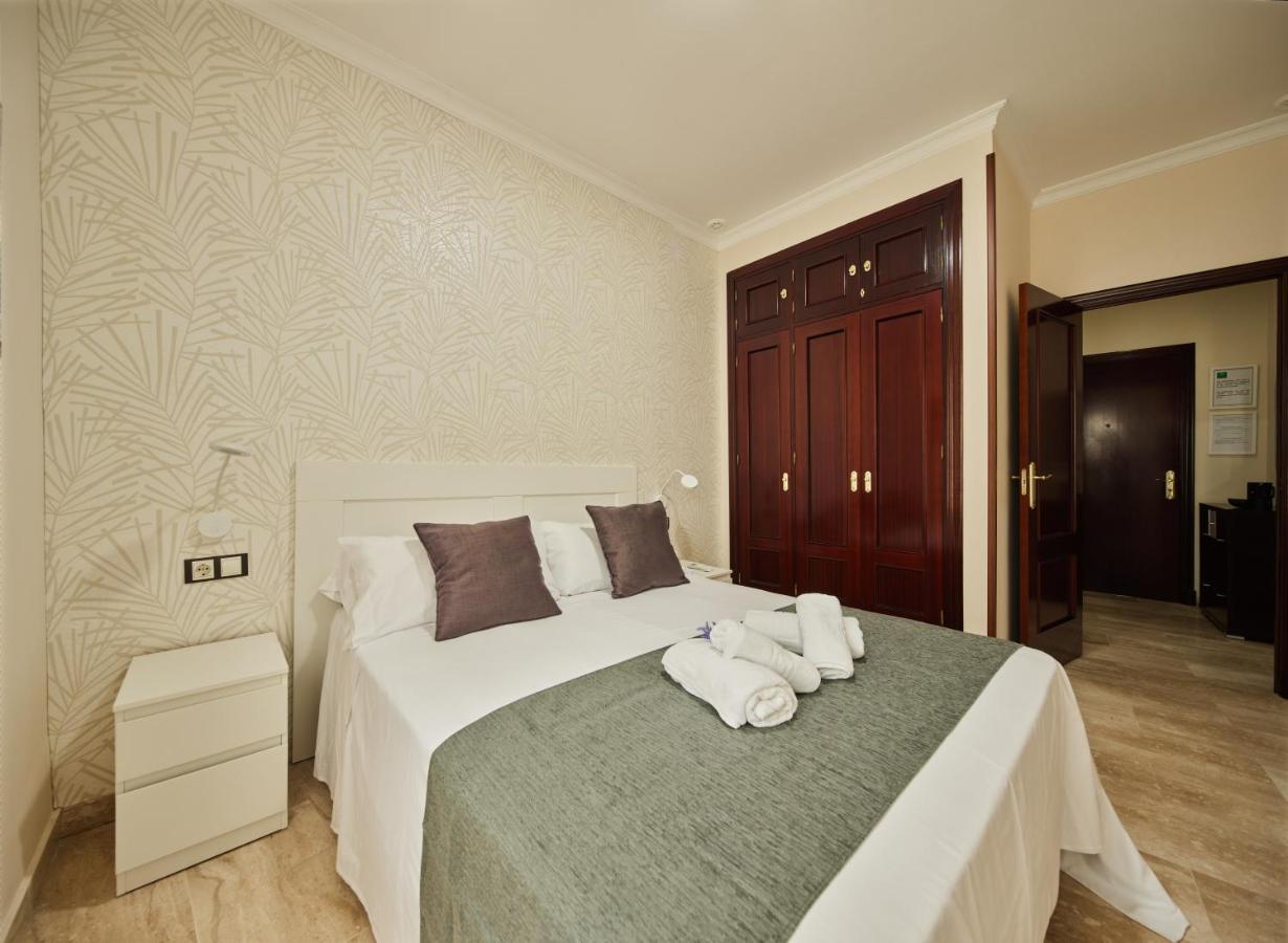 Apartamento Tavira Little Apartments Кадис Екстериор снимка