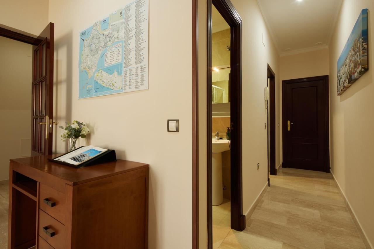 Apartamento Tavira Little Apartments Кадис Екстериор снимка